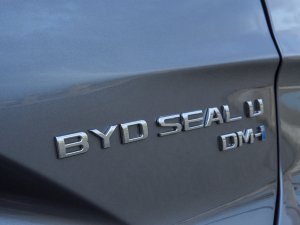 BYD Seal U DM-i review - plug-in hybride SUV met batterij die nooit leeg raakt