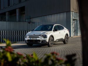 Citroën e-C4 X (2023) test: een lief kind