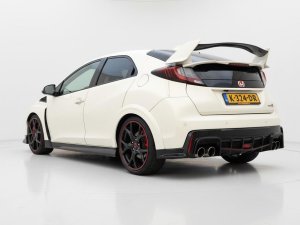 Koop jij deze mooiste Golf GTI van Marktplaats of een van z'n concurrenten?