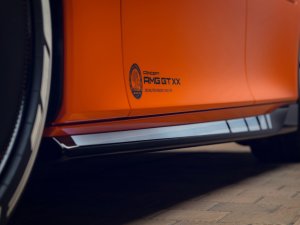 Mercedes-AMG Concept GT XX knalt heftige toekomst binnen - met vette knipoog naar vroeger