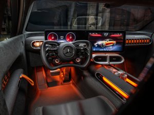 Mercedes-AMG Concept GT XX knalt heftige toekomst binnen - met vette knipoog naar vroeger