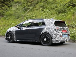 Wil jij een Cupra Born? Waarom je je dan beter nog even kunt wachten
