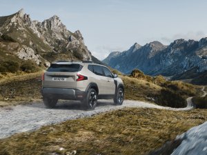 De nieuwe en goedkope Dacia Duster is vanaf nu beschikbaar voor private lease