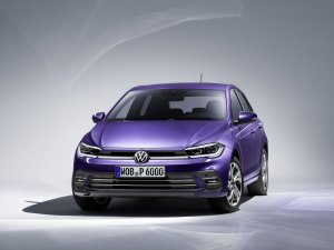 Vernieuwde Volkswagen Polo heeft Volkswagen Golf-trekjes