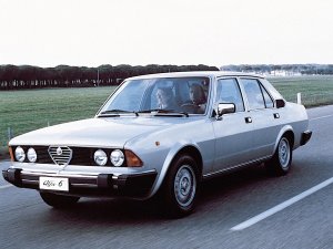 Deze 10 grote Italiaanse auto's flopten, maar wat worden ze mooi oud