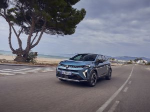 Review Renault Symbioz: de Scenic zonder stekker of origineel alternatief voor de Corolla Cross?