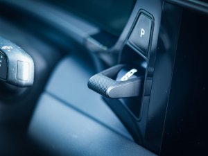 Review goedkoopste Porsche: Macan Electric RWD (2025) - 100 pk meer dan de engste Porsche ooit