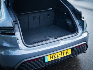 Review goedkoopste Porsche: Macan Electric RWD (2025) - 100 pk meer dan de engste Porsche ooit