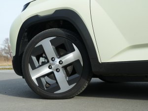 Is de Hyundai Inster de goedkope EV die je moet hebben?