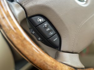 Jaguar-rijder Mathijs: "BMW is voor mij synoniem voor ellende"
