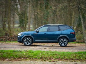 Dacia Bigster hybrid-G 150 4×4: zo goedkoop reed je nog nooit een ruime SUV