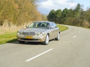 Jaguar-rijder Mathijs: "BMW is voor mij synoniem voor ellende"