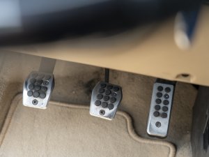 Martijn over zijn zescilinder Ford: 'Sommigen verklaren me voor gek met mijn zuipschuit'
