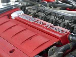 Marc heeft de snelste Fiat ooit en krijgt bewonderende blikken van Ferrari-rijders