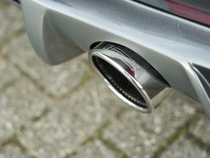 Marc heeft de snelste Fiat ooit en krijgt bewonderende blikken van Ferrari-rijders