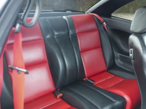 Marc heeft de snelste Fiat ooit en krijgt bewonderende blikken van Ferrari-rijders