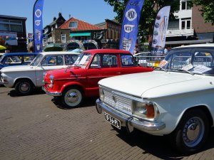 Een stad vol oude auto’s