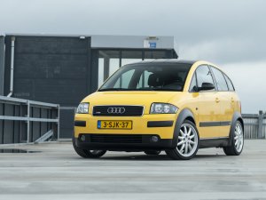 Hans Jan over zijn Audi A2: "Iemand vroeg me waarom ik zo'n spuuglelijke auto had gekocht"