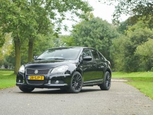 Tom over zijn bijzondere Suzuki: 'Hij tekt meer bekijks dan een Porsche'