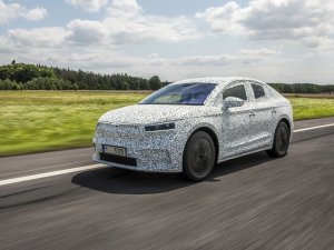 Skoda voert druk op Volkswagen op met Enyaq iV Coupé
