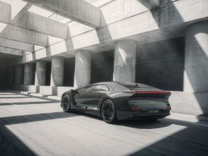 Cool! Deze bizarre auto komt uit een land waar ze je onthoofden voor overspel