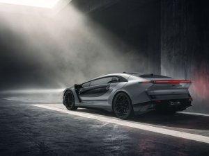 Cool! Deze bizarre auto komt uit een land waar ze je onthoofden voor overspel