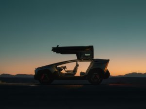 Cool! Deze bizarre auto komt uit een land waar ze je onthoofden voor overspel