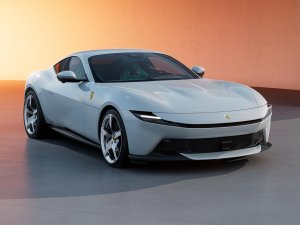 Amalfi volgt Roma op, met dit trucje stelt Ferrari liefhebbers niet teleur