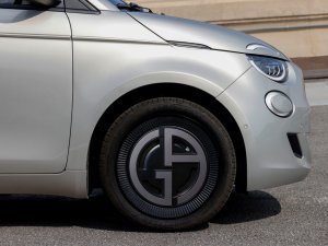 Bij Fiat moet je 4000 euro bijbetalen voor de lelijkste velgen ooit