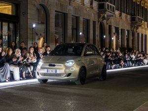 Bij Fiat moet je 4000 euro bijbetalen voor de lelijkste velgen ooit