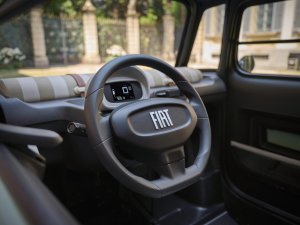 Wat fatbikes kunnen, kan de Fiat Topolino ook: topsnelheid bijna verdubbeld!