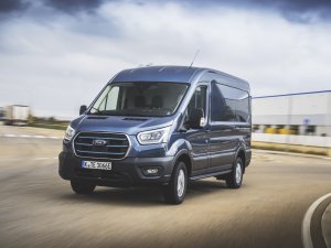 Nieuwe bedrijfsbus kopen? 5 slimme tips voor ondernemers