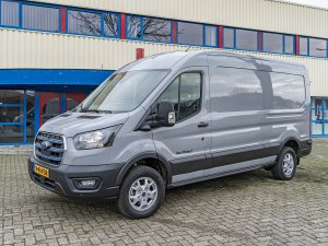 Test Ford E-Transit (2025): waar is die achteruitkijkspiegel?