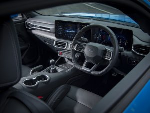 TEST BMW M4 vs Ford Mustang: waarom muscle cars eeuwig jong blijven