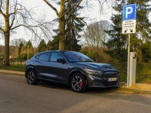 Top en flop - het goede en slechte autonieuws van week 27 (2025)
