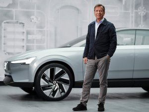 Dit automerk had in 2024 een topjaar, maar ontslaat nu duizenden werknemers