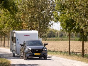 Deze aanhangers mag je trekken met je B-rijbewijs