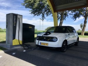 Subsidie elektrische auto alweer op! BOVAG is woedend