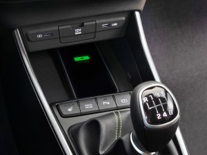 Hyundai i20 dashboard gaat er met sprongen op vooruit