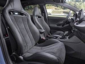 Heeft de Hyundai i30N facelift meer pk’s dan de nieuwe Golf GTI?