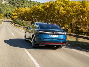TEST: Volkswagen ID.7 slaat concurrentie om de oren met indrukwekkende cijfers