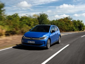 Iedereen wil ineens in deze goedkope elektrische auto rijden