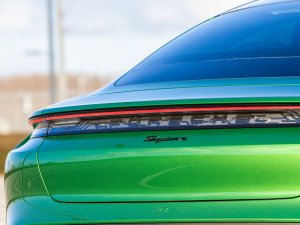 Test - De elektrische Porsche Taycan geeft het groene voorbeeld