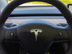 Test - Ja, de Tesla Model Y is goed, maar Tesla's voorsprong krimpt wel ...