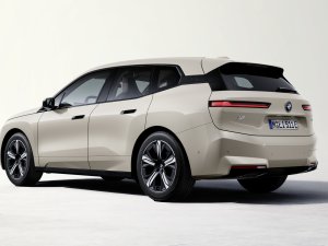 Kleine facelift BMW iX met grote gevolgen: actieradius 40 procent omhoog