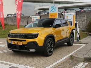 Duitse subsidie elektrische auto's stopgezet: deze merken compenseren hun EV-klanten