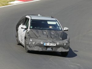 Kia EV4 met grote actieradius in de startblokken: eindelijk een betaalbare elektrische hatchback