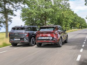 TEST: EV of PHEV, wat is goedkoper? Kia EV5 vs Kia Sportage
