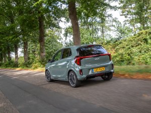 Voor minder dan 250 euro rijd je in een van de populairste auto's van Nederland