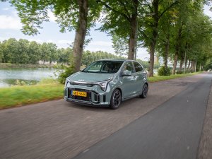 Voor minder dan 250 euro rijd je in een van de populairste auto's van Nederland